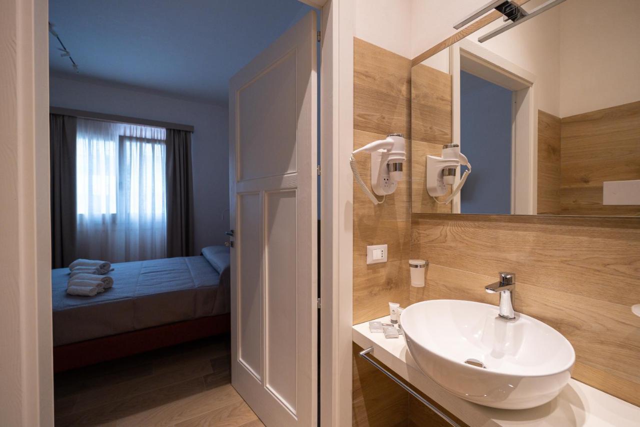 Butiko Hotel กัสเตลลุซโซ ภายนอก รูปภาพ