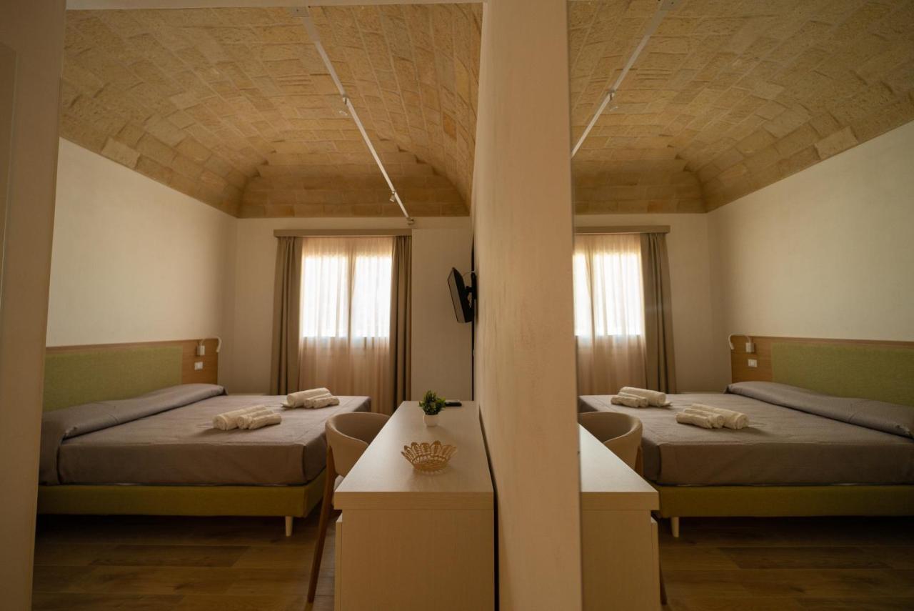 Butiko Hotel กัสเตลลุซโซ ภายนอก รูปภาพ